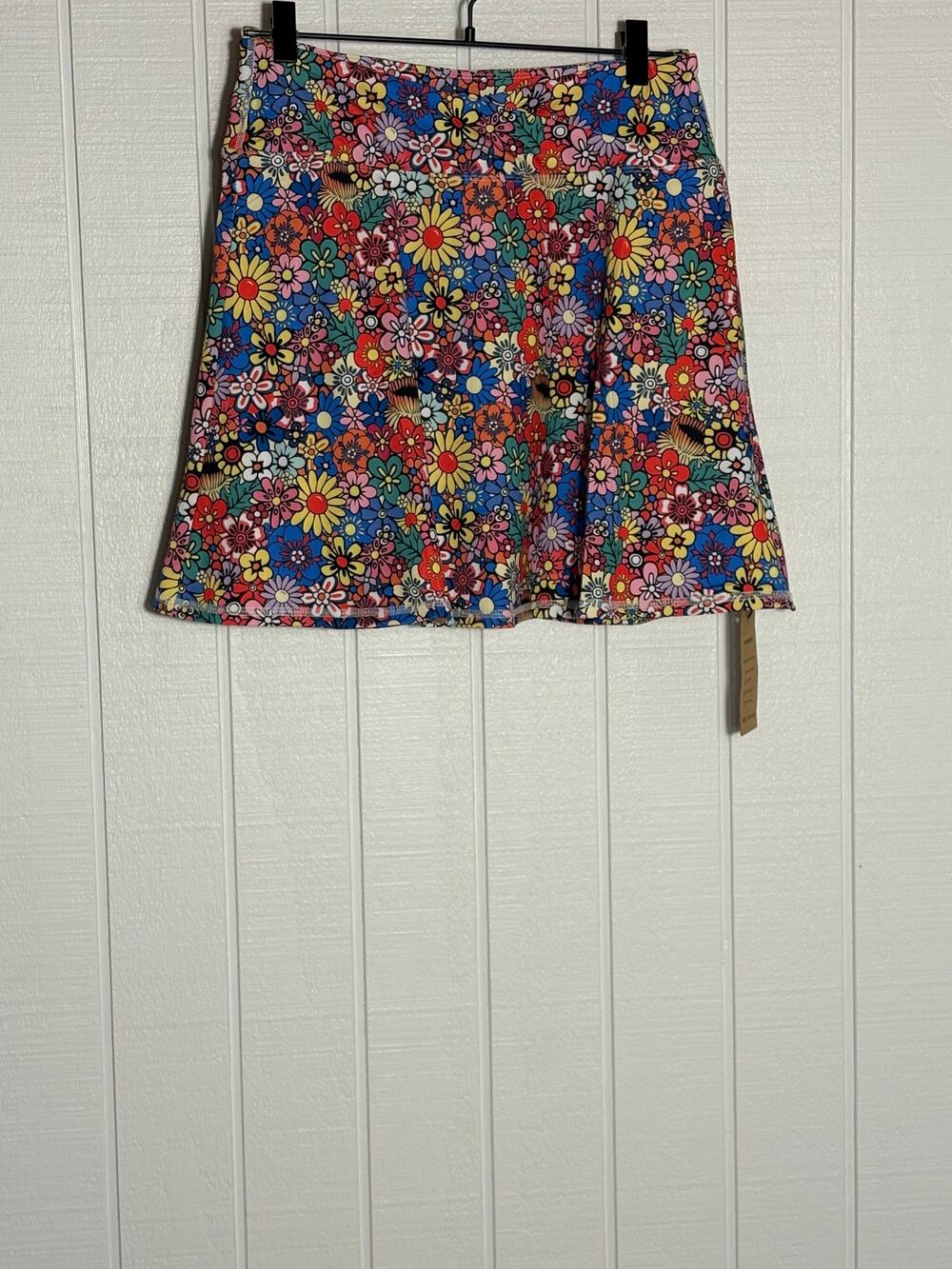 LouKeith Groovy Retro Floral Golf Tennis Pickleball Short Women's M NWT